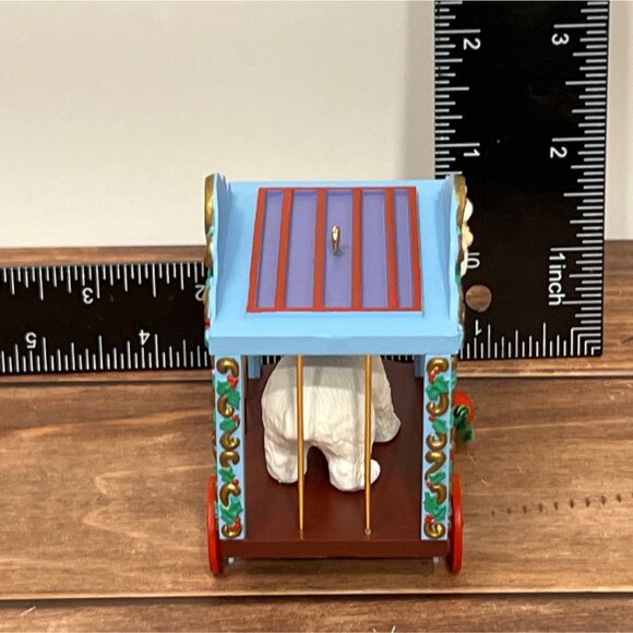 1991 HALLMARK KEEPSAKE ORNAMENT QX439-9 POLAR CIRCUS WAGON BY LINDA SICKMAN - Picture 6 of 8